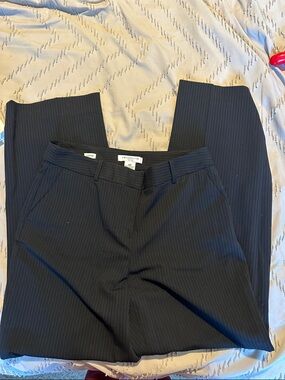 Liz Claiborne women’s Navy Pinstripe Dress Pants